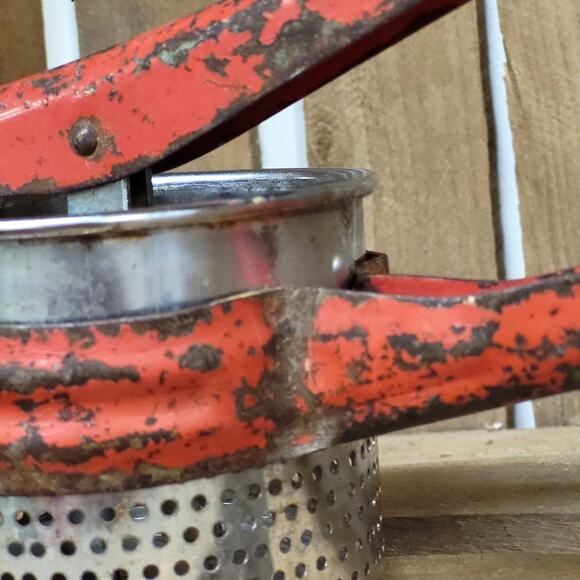 Vintage Ricer with Red Handle - Picture 7 of 9